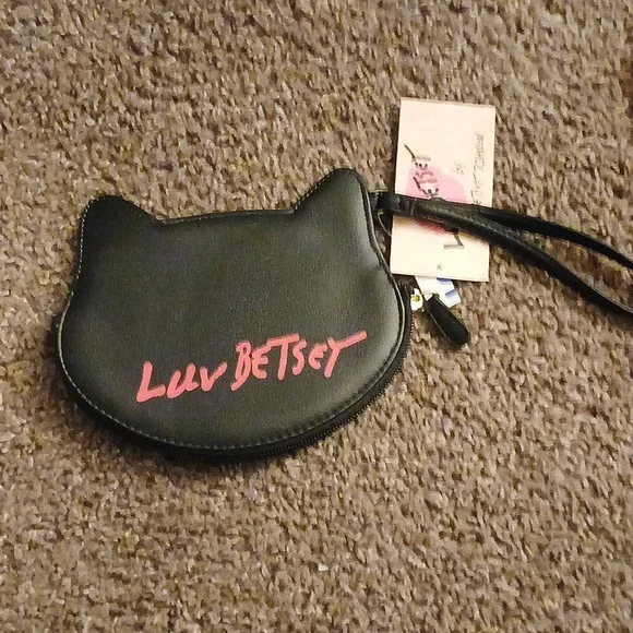 Betsey Johnson puppy dog coin purse - Picture 3 of 12